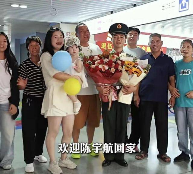 浦和红钻vs川崎前锋_交给国家两年 小哭包爆改硬汉型男