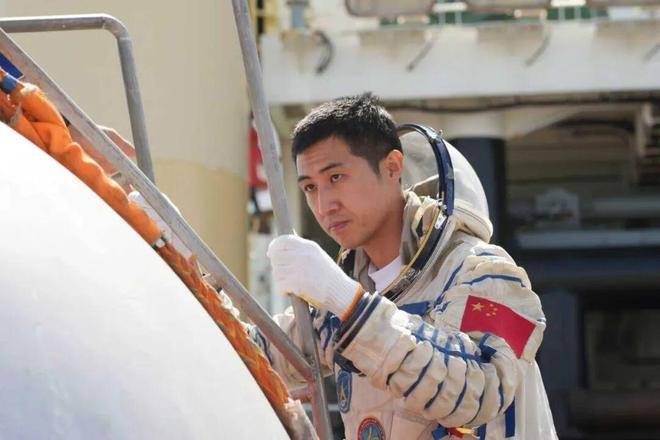 皇冠信用網注册开户_神舟二十一号升空！现在的问题是皇冠信用網注册开户，导师上天了，组会还开吗？