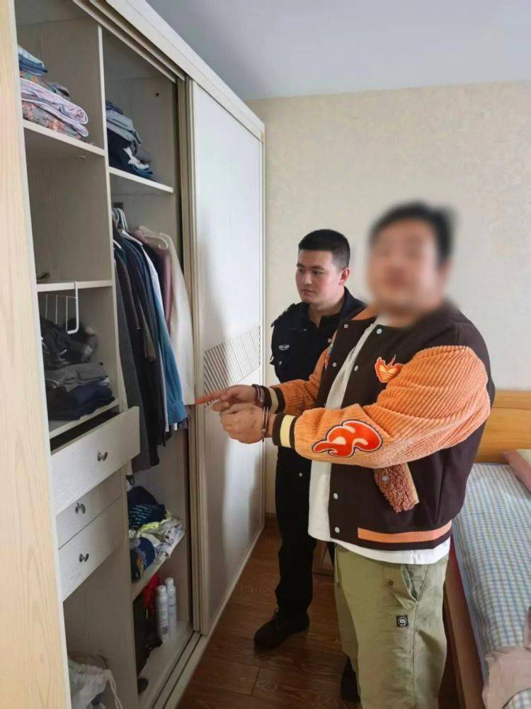 皇冠信用网哪里申请_家中被盗皇冠信用网哪里申请，报警后“好友”全程陪同，忙前忙后！反转来了……