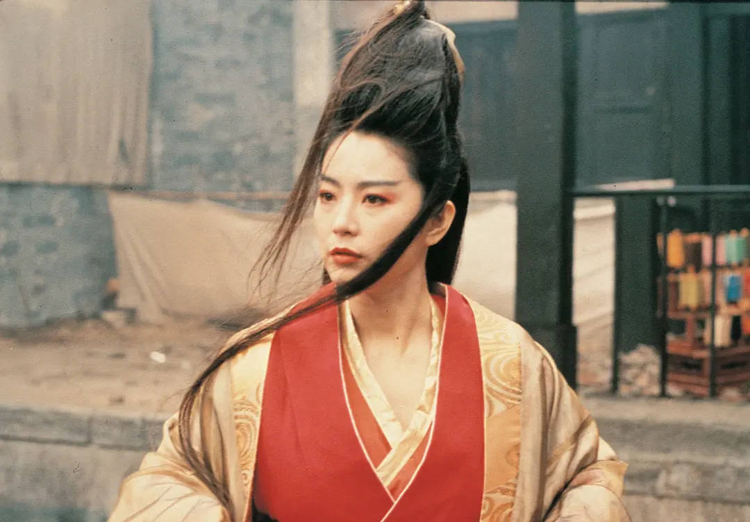皇冠登2代理_豆瓣7.5分、票房连续两日逆跌皇冠登2代理，吴京《镖人：风起大漠》能逆袭成功吗？